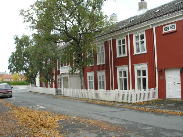PA020640.JPG (88755 bytes)